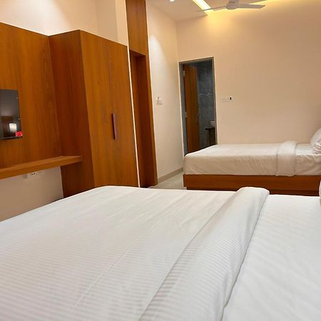 Hotel Neem Heritage Shirdi Eksteriør bilde