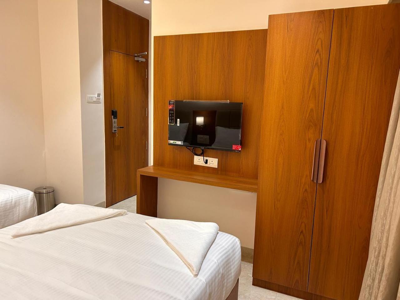 Hotel Neem Heritage Shirdi Eksteriør bilde