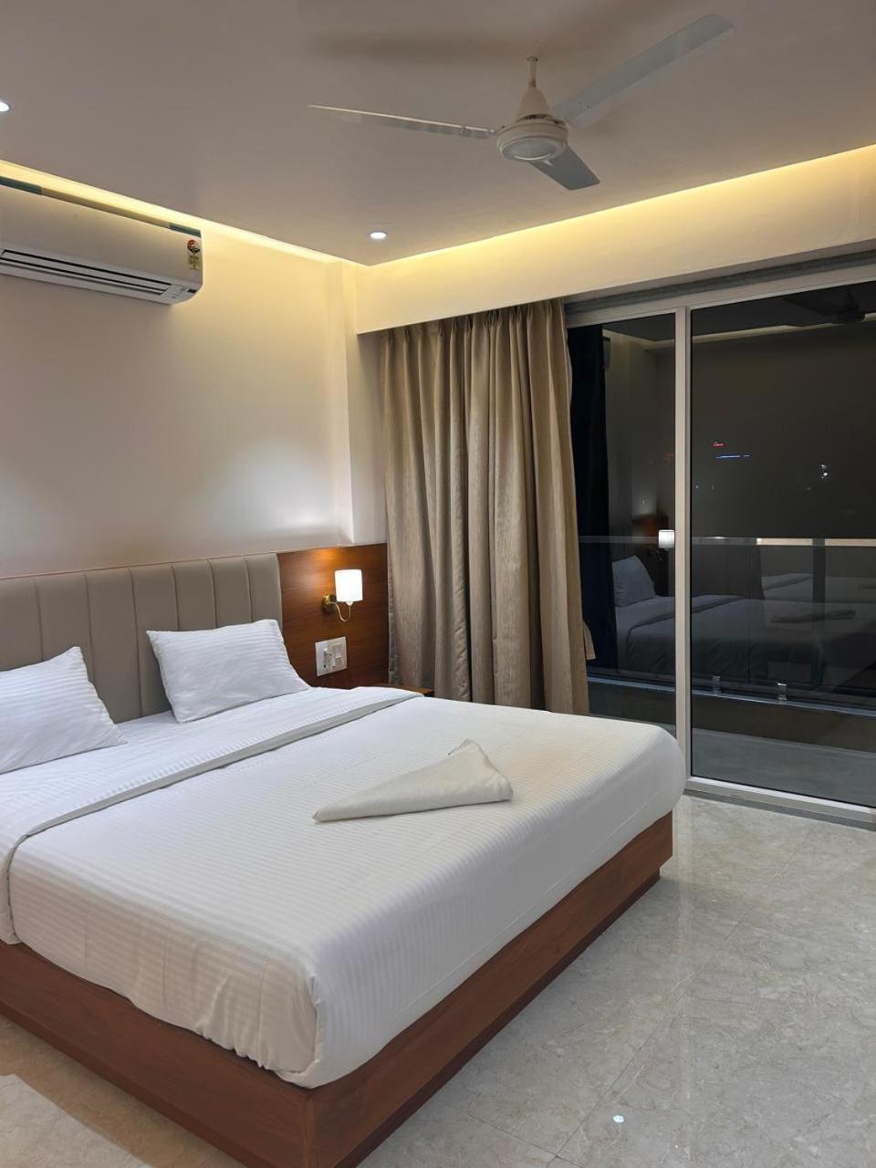 Hotel Neem Heritage Shirdi Eksteriør bilde