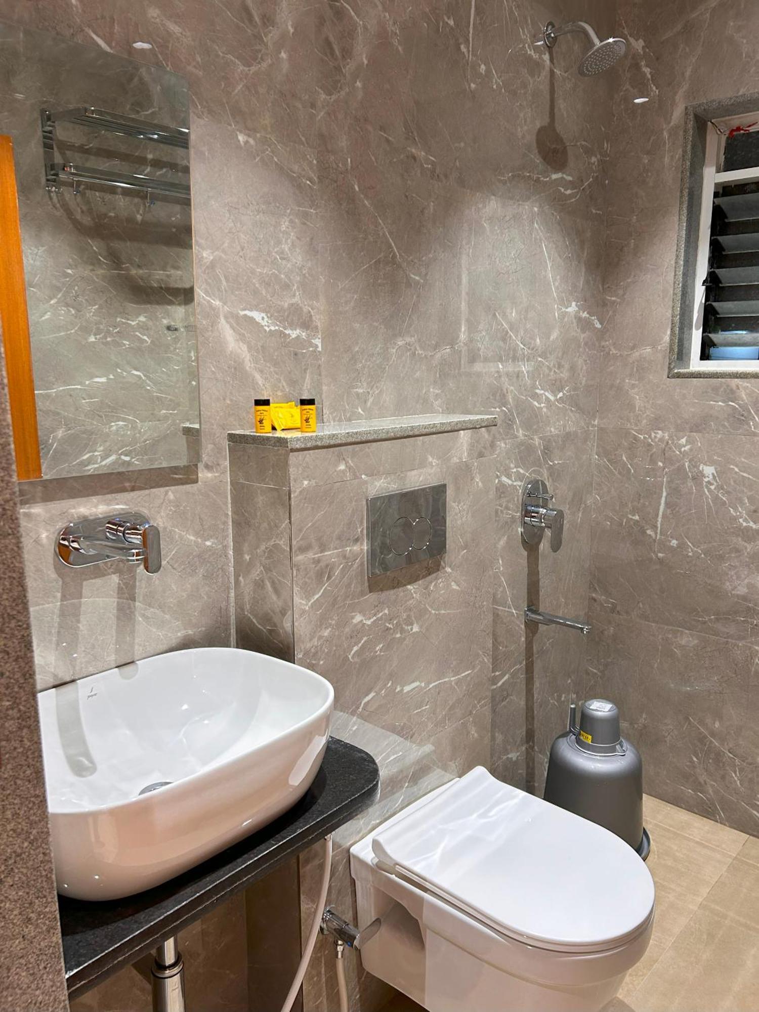 Hotel Neem Heritage Shirdi Eksteriør bilde